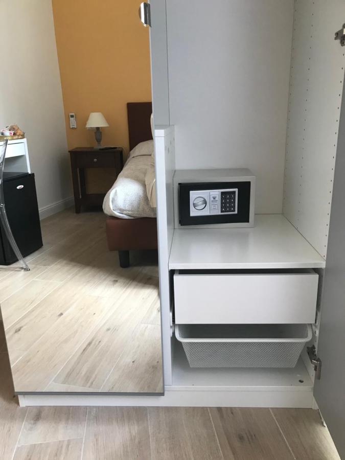 Agora Singola Con Bagno Privato Adiacente Bed and Breakfast Neapel Exteriör bild